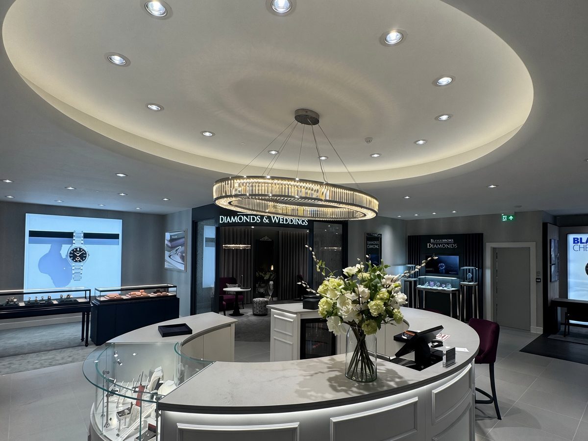 Bespoke oval crystal pendant designed and built by ILUX for the Beaverbrooks store in Glasgow